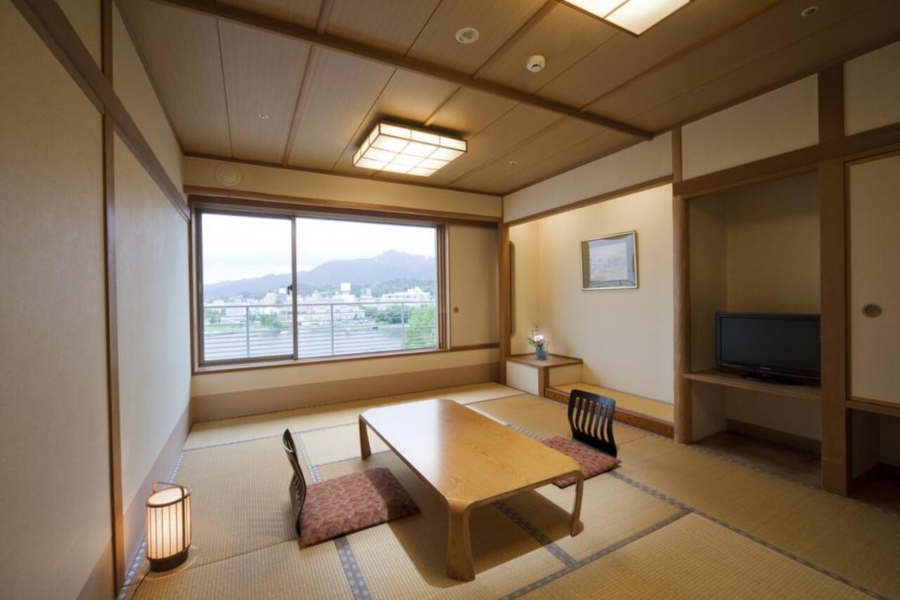 琵琶湖グランドホテル京近江 Ōtsu Exterior foto