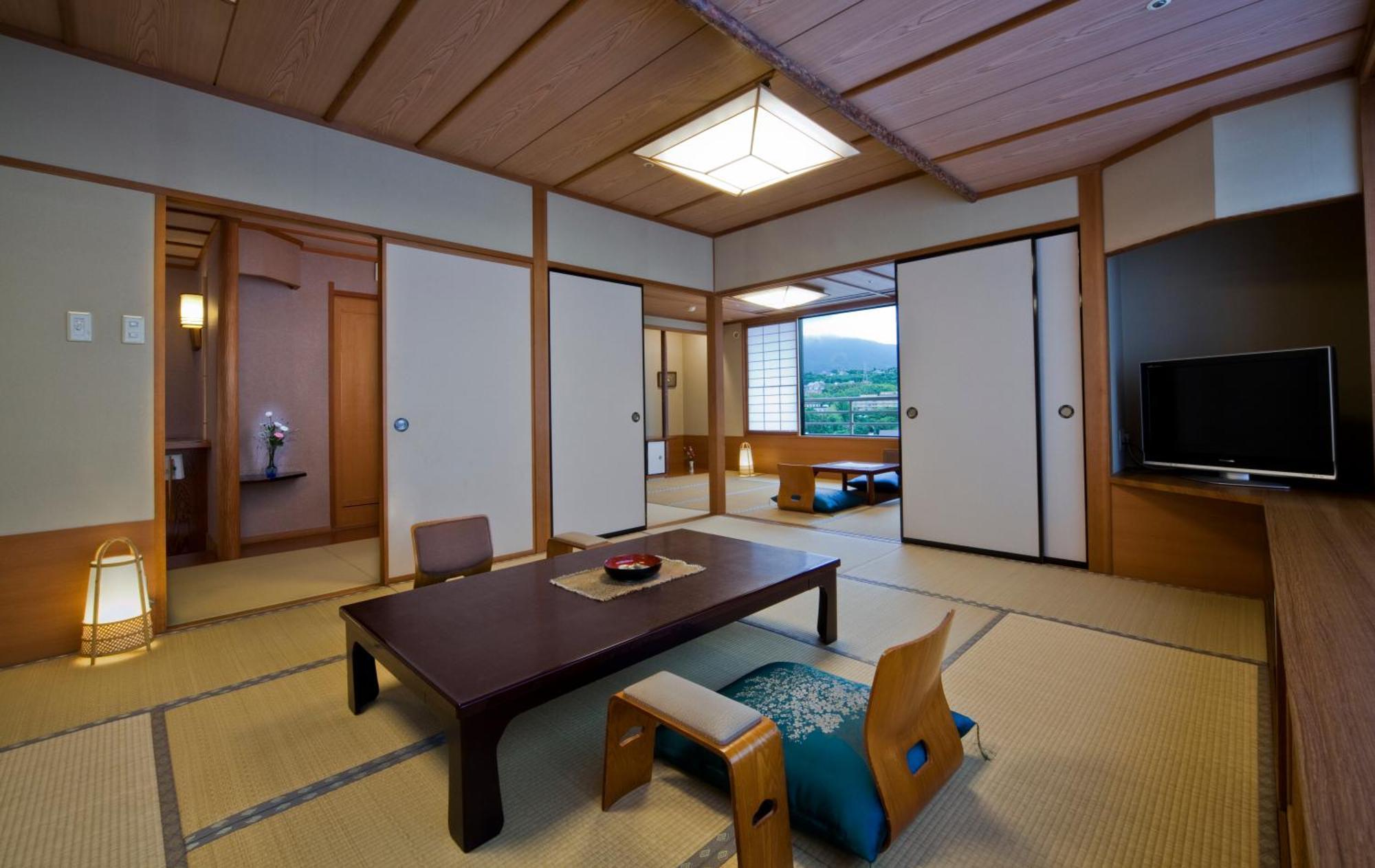 琵琶湖グランドホテル京近江 Ōtsu Exterior foto